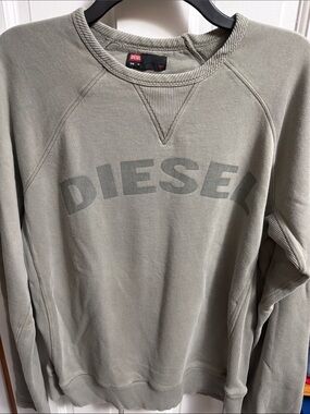 DIESEL GRAY CREWNECK SWEATSHIRT 🇮🇹 ITALY WOMEN’S XL!!